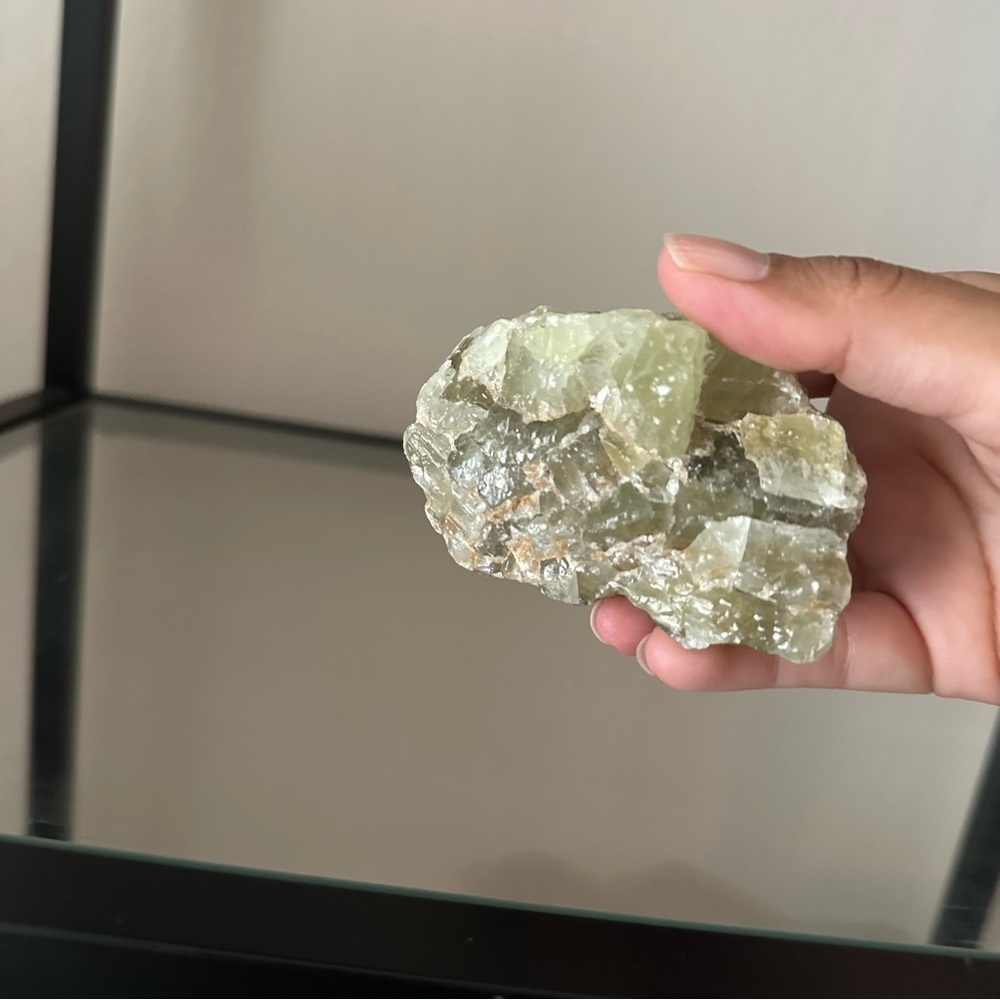 Calcite Green Rock - Picture 4 of 7